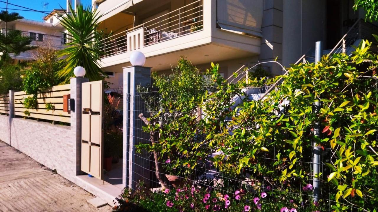 Apartamento Xrysa'S Garden Mesolóngion Exterior foto