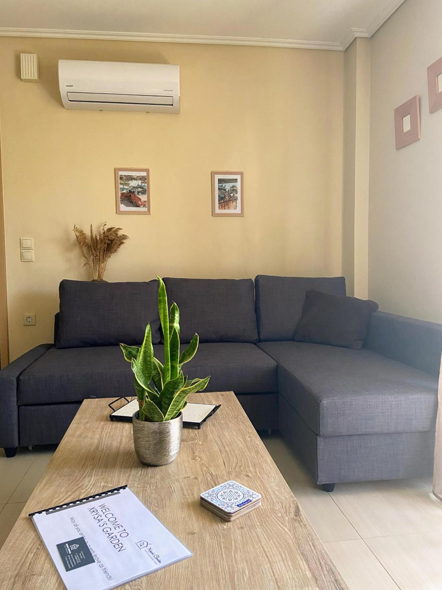 Apartamento Xrysa'S Garden Mesolóngion Exterior foto